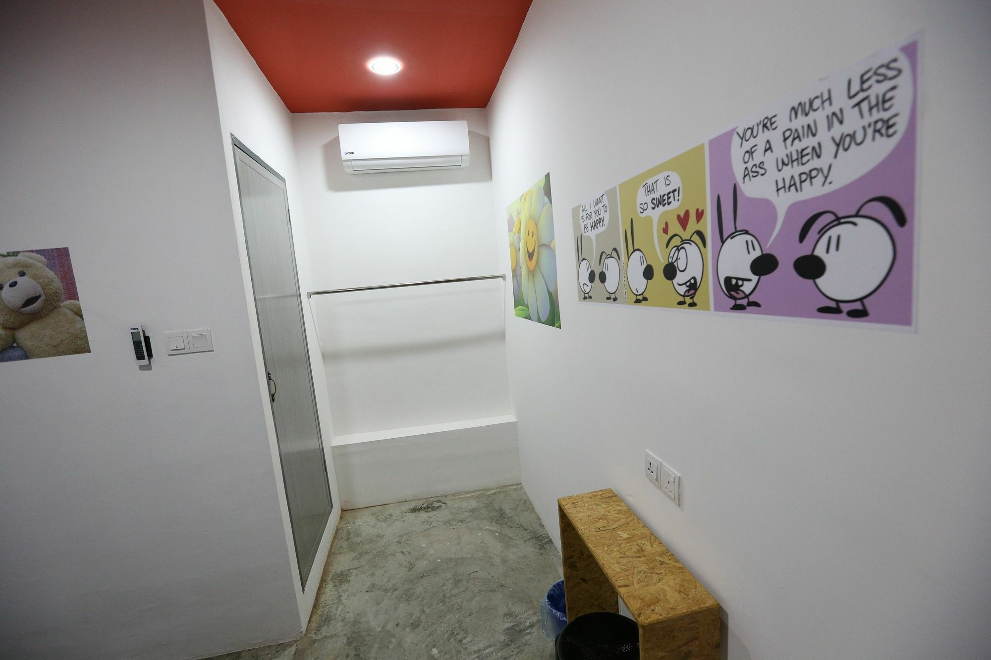 Noisy Room Kuching Exterior foto